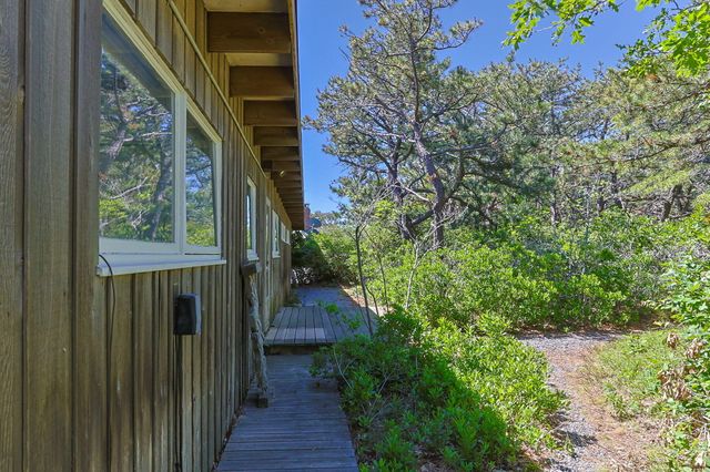 1100 Ocean View Drive, Wellfleet, MA 02667