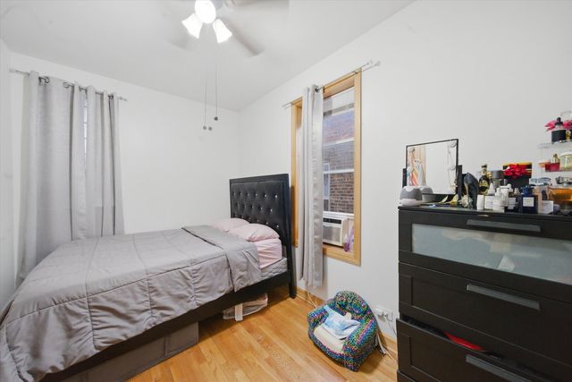 2921 N Kedzie Avenue, Chicago, IL 60618