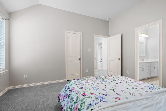 1917 Bending Oak Street, Fort Worth, TX 76008