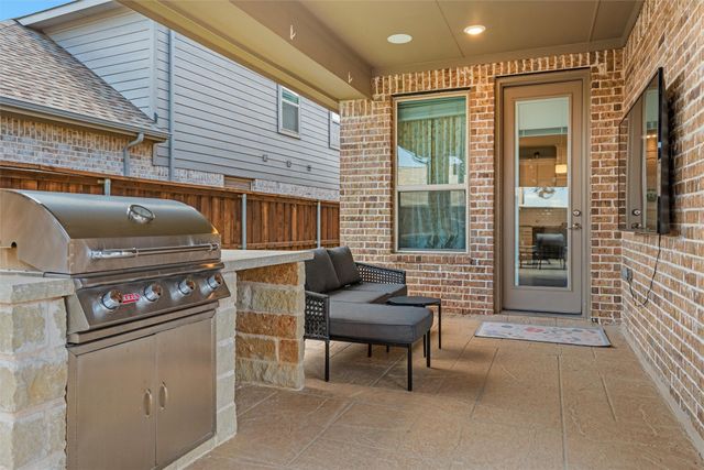 1917 Bending Oak Street, Fort Worth, TX 76008