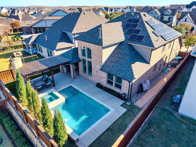 1917 Bending Oak Street, Fort Worth, TX 76008
