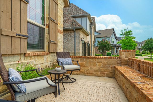 1917 Bending Oak Street, Fort Worth, TX 76008