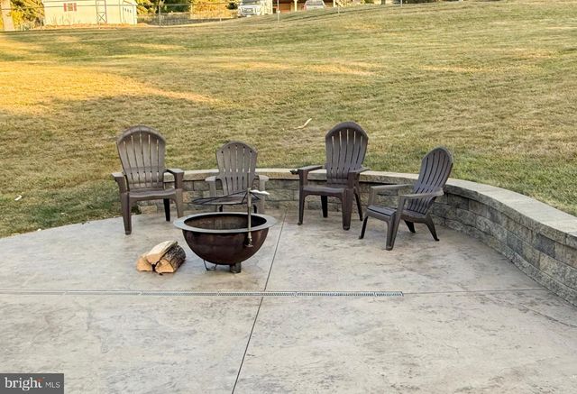 78 FAIRVIEW RD, Belleville, PA 17004