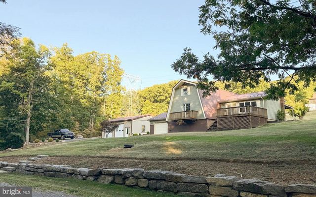 78 FAIRVIEW RD, Belleville, PA 17004