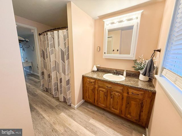 78 FAIRVIEW RD, Belleville, PA 17004