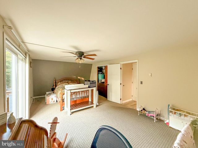 78 FAIRVIEW RD, Belleville, PA 17004