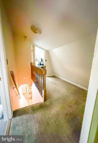 78 FAIRVIEW RD, Belleville, PA 17004