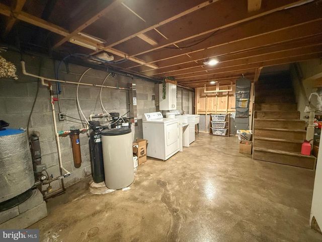 78 FAIRVIEW RD, Belleville, PA 17004