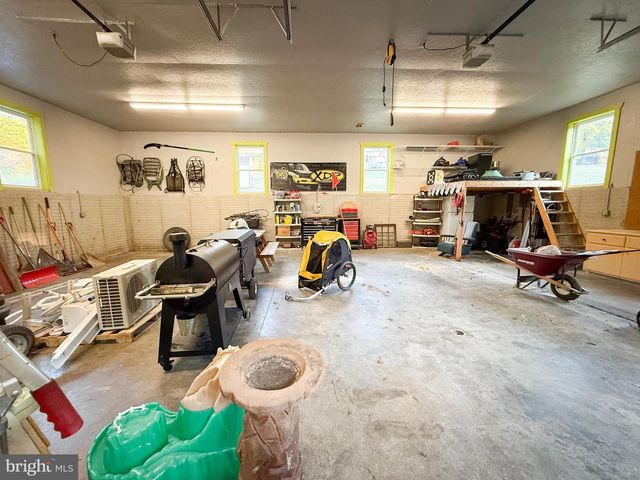 78 FAIRVIEW RD, Belleville, PA 17004