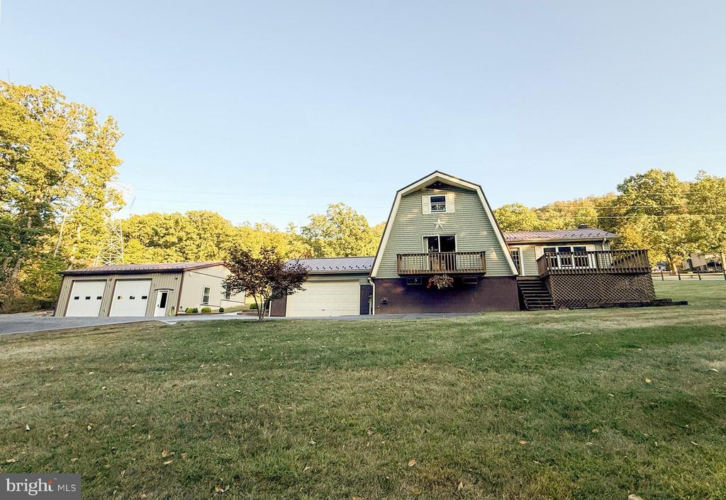 78 FAIRVIEW RD, Belleville, PA 17004