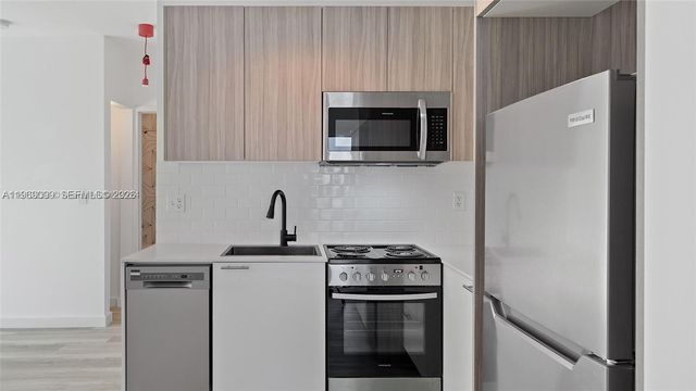 1561 Jefferson Avenue, Miami Beach, FL 33139