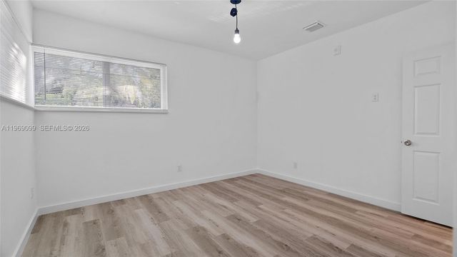 1561 Jefferson Avenue, Miami Beach, FL 33139