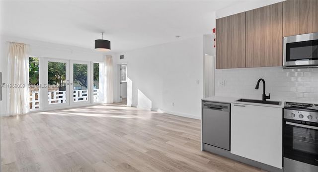 1561 Jefferson Avenue, Miami Beach, FL 33139