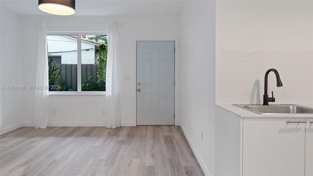 1561 Jefferson Avenue, Miami Beach, FL 33139