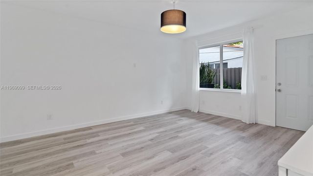 1561 Jefferson Avenue, Miami Beach, FL 33139