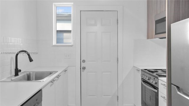 1561 Jefferson Avenue, Miami Beach, FL 33139