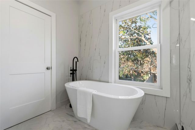 2737 Werlein Avenue, Houston, TX 77005