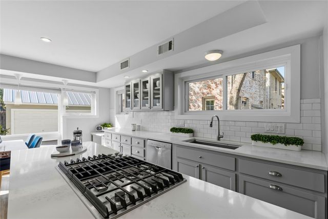 2737 Werlein Avenue, Houston, TX 77005