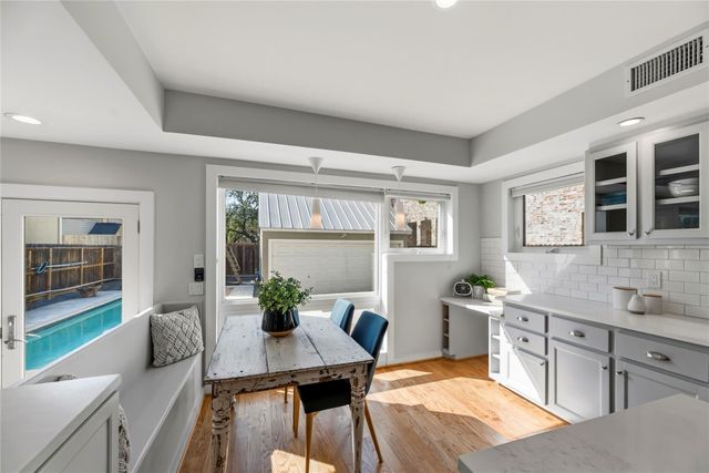 2737 Werlein Avenue, Houston, TX 77005