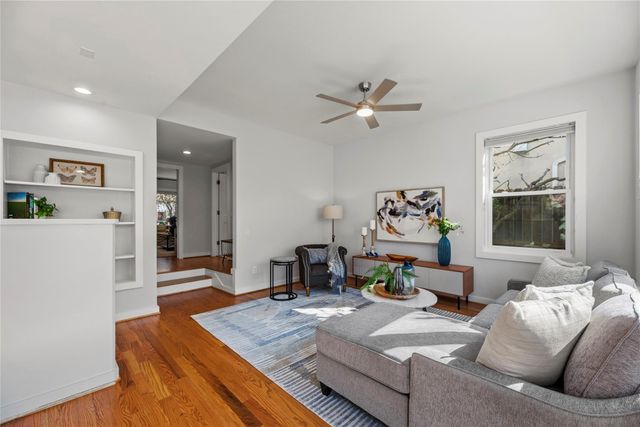 2737 Werlein Avenue, Houston, TX 77005