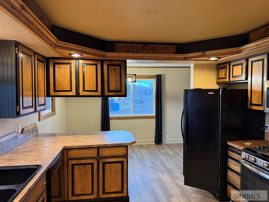 Image 22 of property listing at 2932 S Arthur Street, American Falls, ID 83211