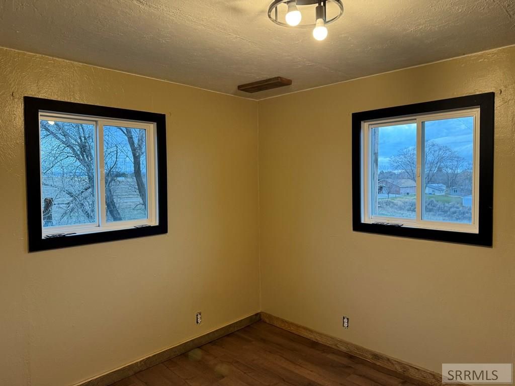 Image 46 of property listing at 2932 S Arthur Street, American Falls, ID 83211