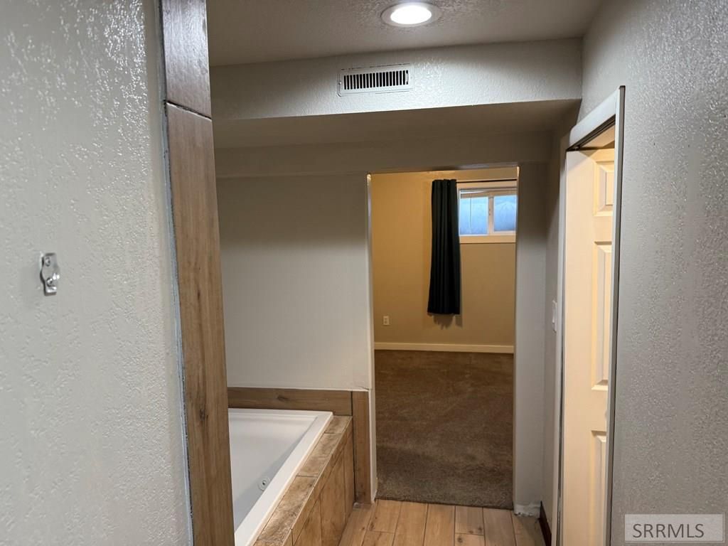 Image 64 of property listing at 2932 S Arthur Street, American Falls, ID 83211
