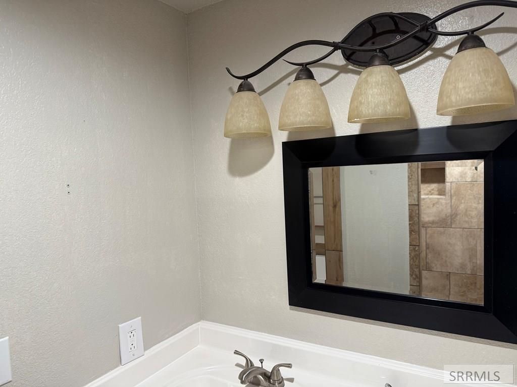 Image 65 of property listing at 2932 S Arthur Street, American Falls, ID 83211