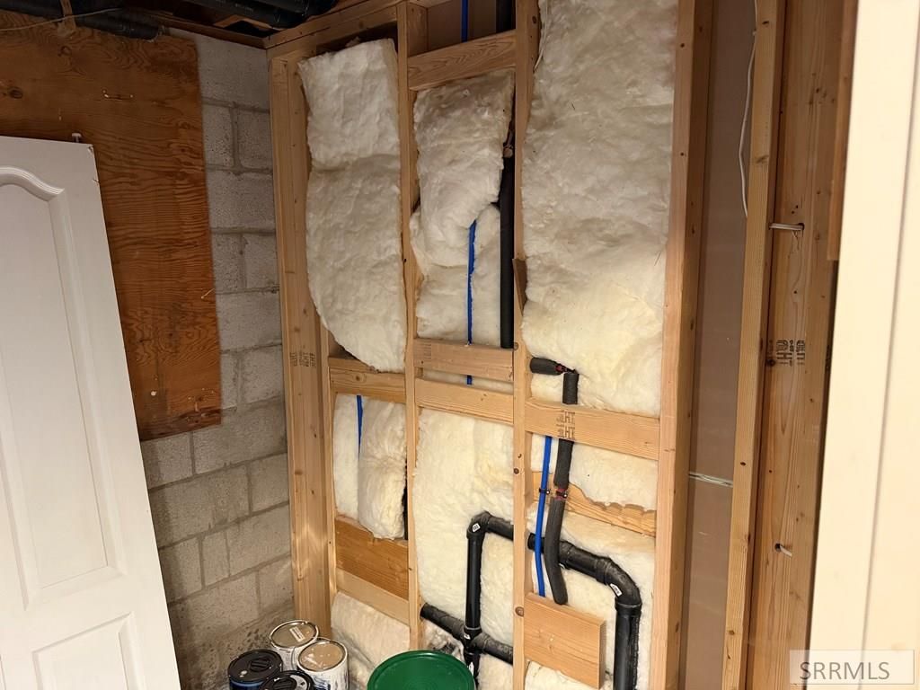 Image 76 of property listing at 2932 S Arthur Street, American Falls, ID 83211