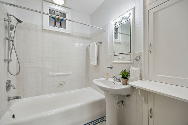 4020 Byers Avenue, Fort Worth, TX 76107