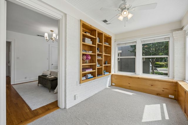 4020 Byers Avenue, Fort Worth, TX 76107