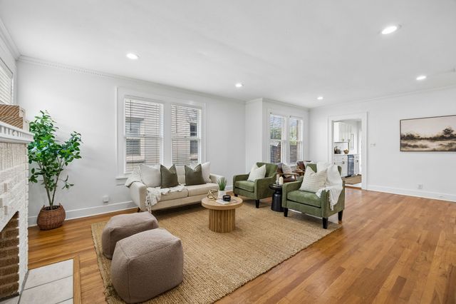 4020 Byers Avenue, Fort Worth, TX 76107