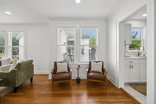 4020 Byers Avenue, Fort Worth, TX 76107