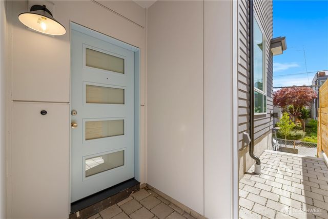 2230 D NW 60th Street, Seattle, WA 98107