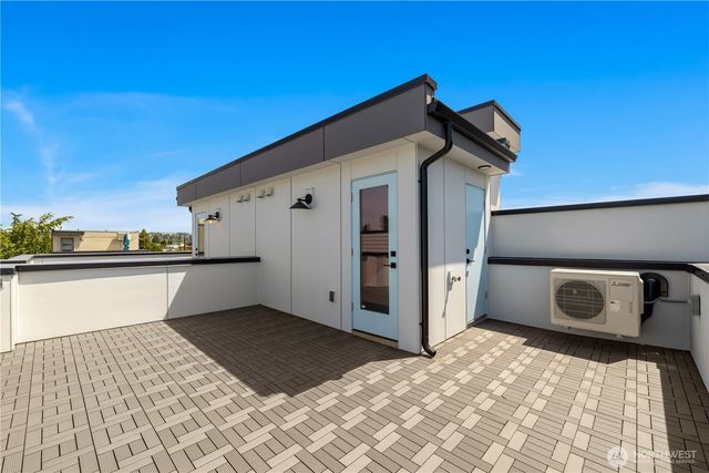 2230 D NW 60th Street, Seattle, WA 98107