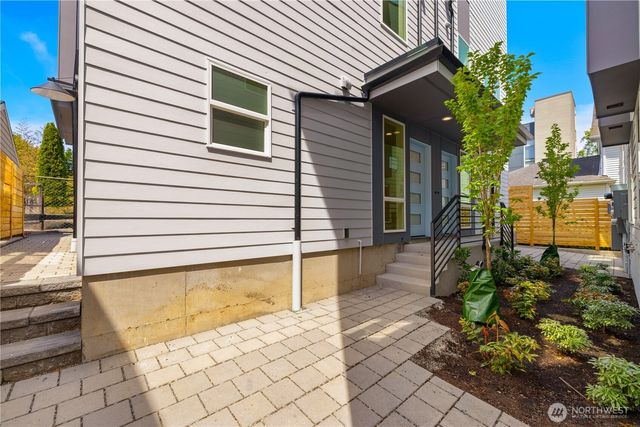 2230 D NW 60th Street, Seattle, WA 98107