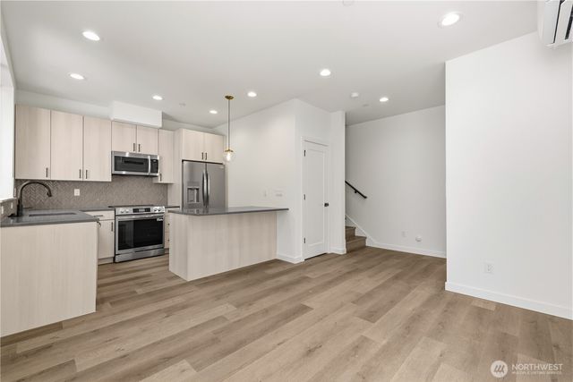 2230 D NW 60th Street, Seattle, WA 98107