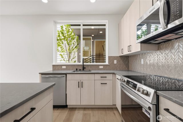 2230 D NW 60th Street, Seattle, WA 98107