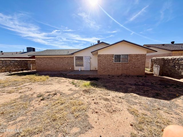 5605 CORSICANA Avenue, El Paso, TX 79924