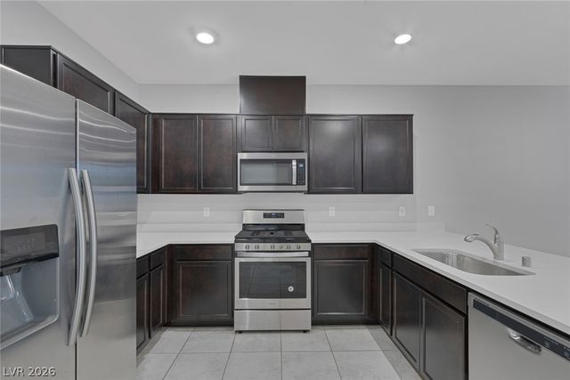 2854 STARLING SUMMIT Street, Henderson, NV 89044