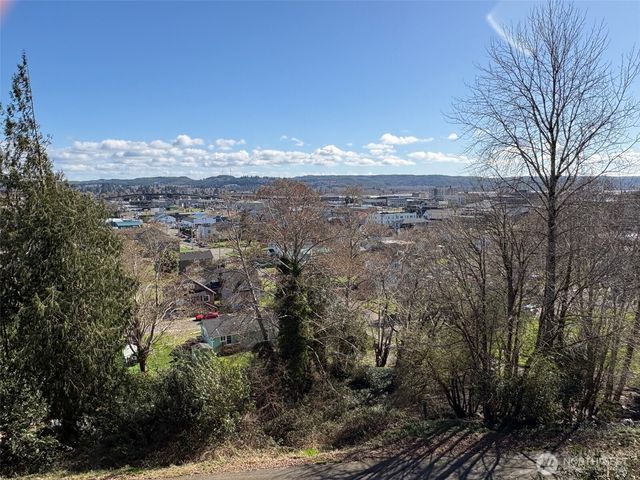 629 Terrace Avenue, Aberdeen, WA 98520