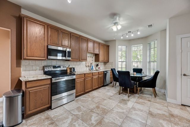 109 Haley Drive, Fate, TX 75189