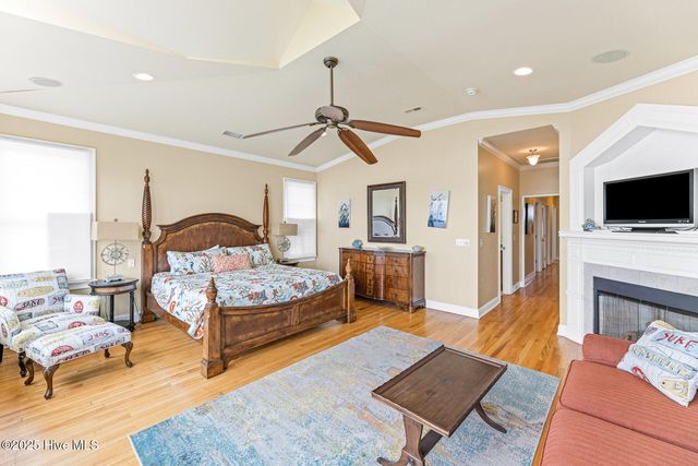 901 Ocean Boulevard B, Surf City, NC 28445