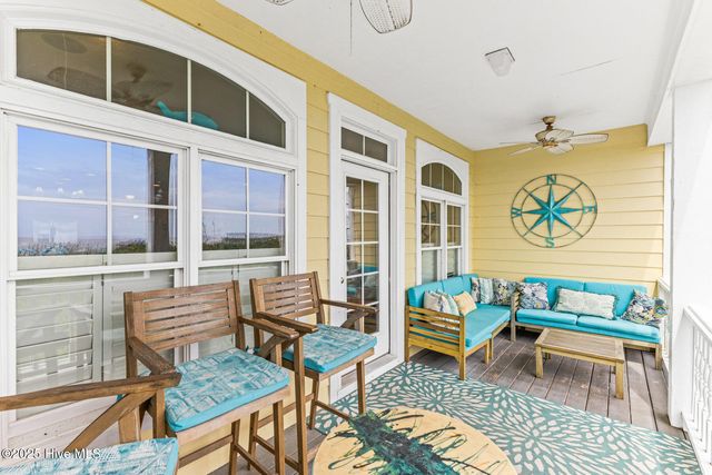 901 Ocean Boulevard B, Surf City, NC 28445
