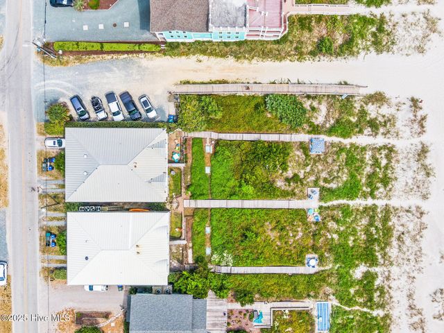 901 Ocean Boulevard B, Surf City, NC 28445