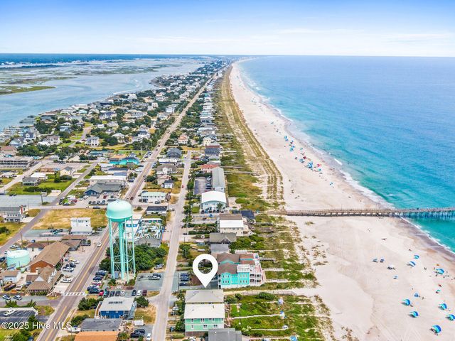 901 Ocean Boulevard B, Surf City, NC 28445