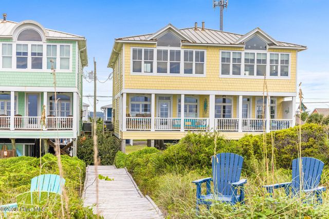 901 Ocean Boulevard B, Surf City, NC 28445