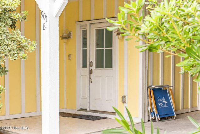 901 Ocean Boulevard B, Surf City, NC 28445