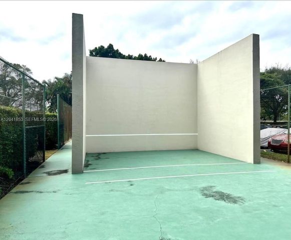 3910 Inverrary Boulevard 703B, Lauderhill, FL 33319