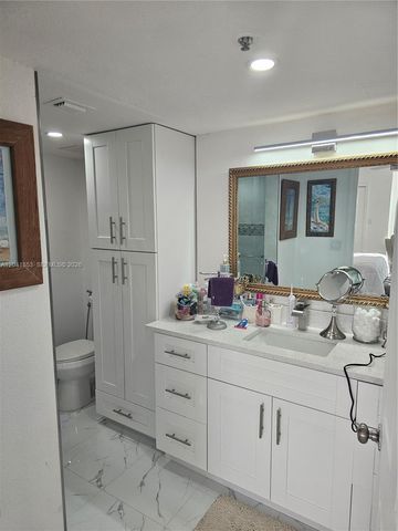 3910 Inverrary Boulevard 703B, Lauderhill, FL 33319